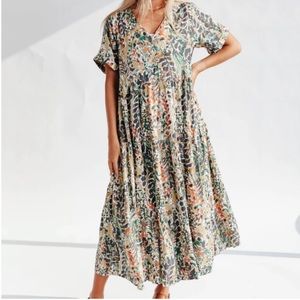 NWT the knicks patterned midi dress in moss from piper & scoot size M